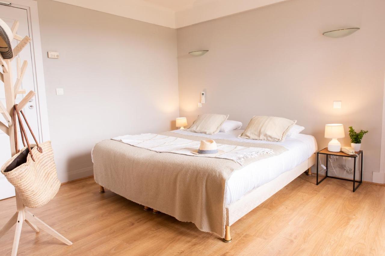 Hotel Bellevue Puy-lʼÉvêque Bagian luar foto